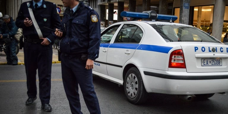Επίθεση σε Α.Τ. Ακροπόλεως: Μια σύλληψη για τα επεισόδια στο Κουκάκι